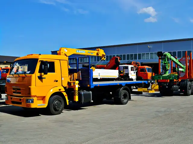КАМАЗ 4308 бортовой с КМУ Soosan SCS 334
