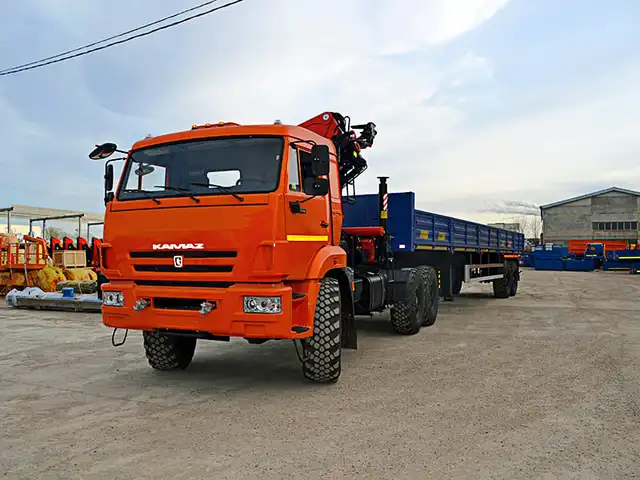 КАМАЗ 43118 тягач с КМУ Palfinger PK 23500 A